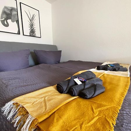 Schoelerberg Apartment Mit Tiefgaragenparkplatz Und Kingsize-Bett Osnabrück Eksteriør bilde