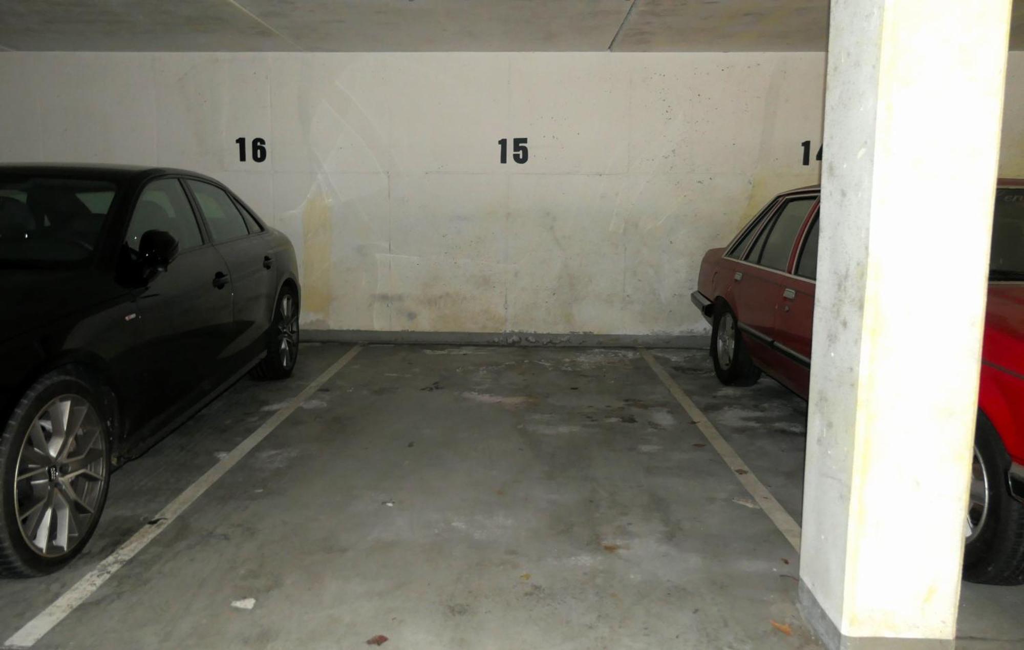Schoelerberg Apartment Mit Tiefgaragenparkplatz Und Kingsize-Bett Osnabrück Eksteriør bilde