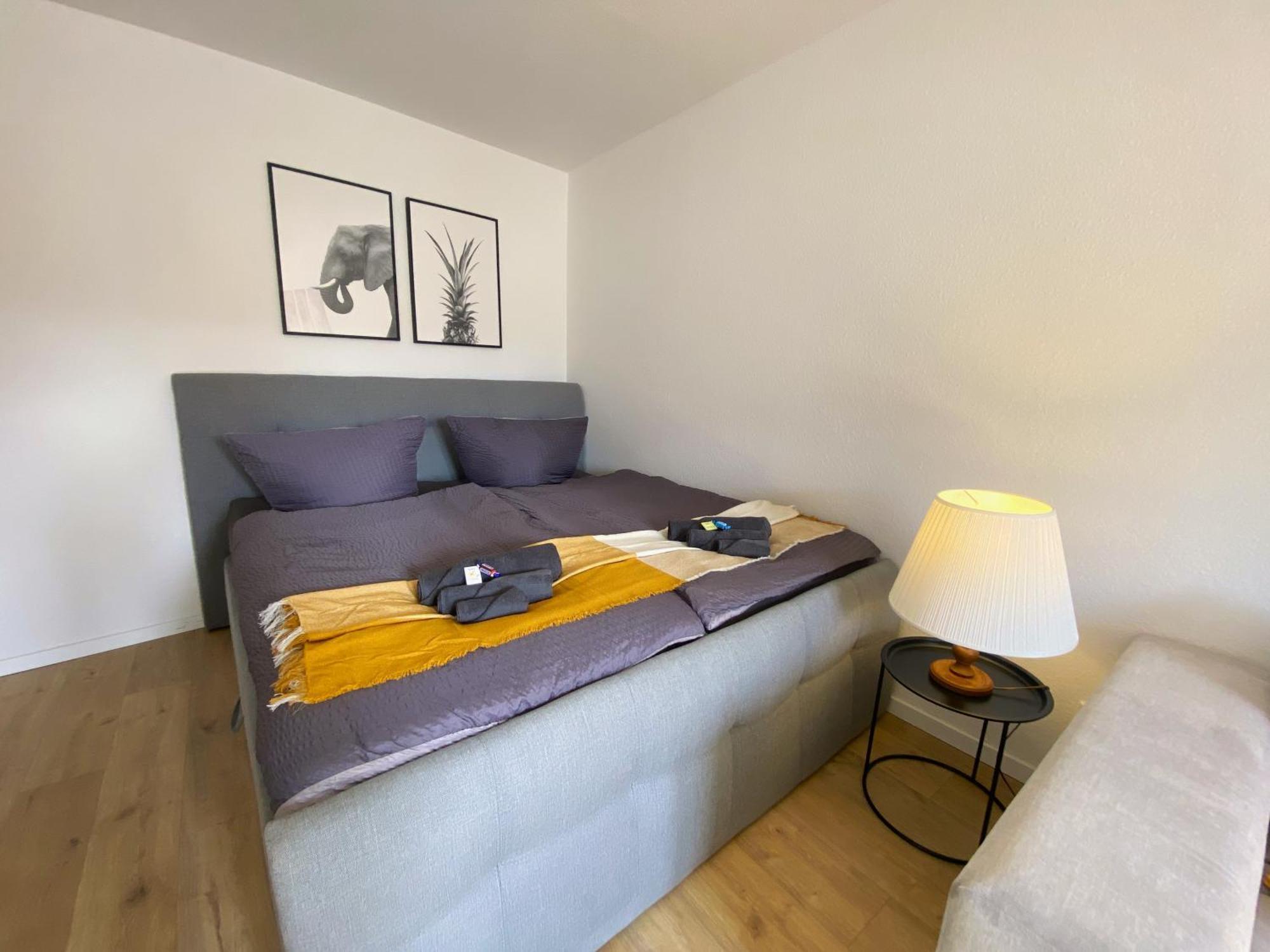 Schoelerberg Apartment Mit Tiefgaragenparkplatz Und Kingsize-Bett Osnabrück Eksteriør bilde