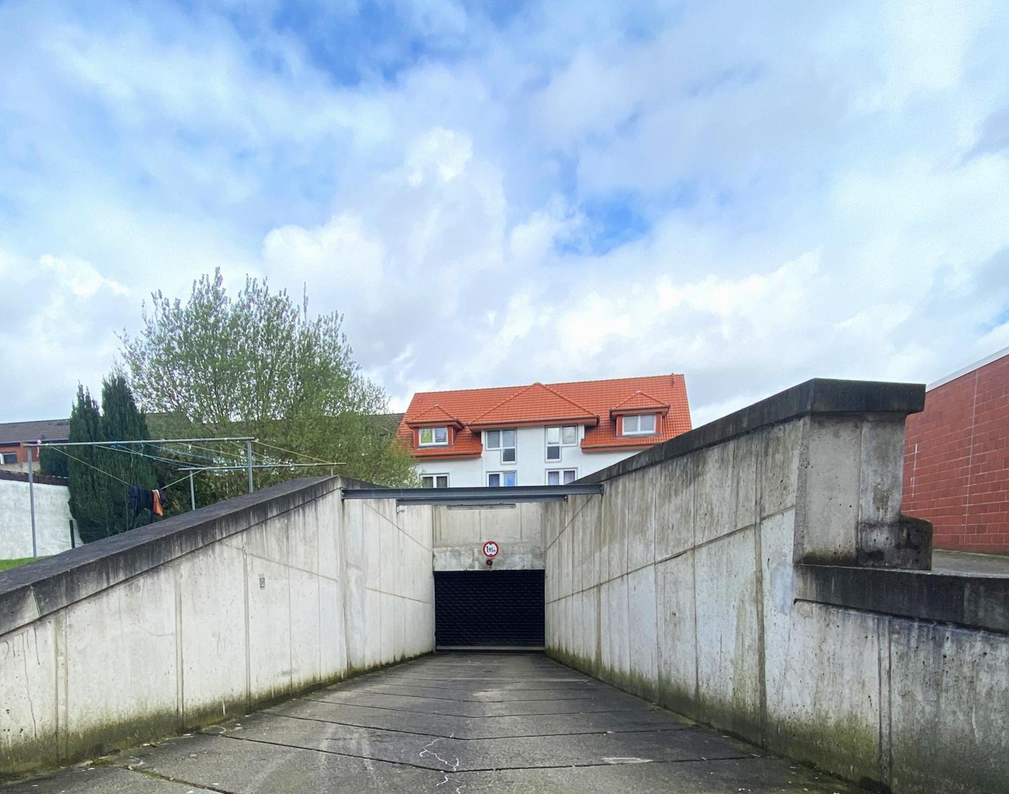 Schoelerberg Apartment Mit Tiefgaragenparkplatz Und Kingsize-Bett Osnabrück Eksteriør bilde